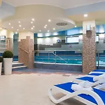 Centrum Zdrowia I Wypoczynku Ikar リゾート コウォブジェク