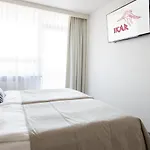 Centrum Zdrowia I Wypoczynku Ikar リゾート 3*
