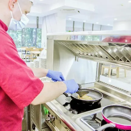 Üdülőközpont Centrum Zdrowia I Wypoczynku Ikar 3*