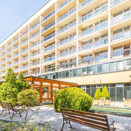 Centrum Zdrowia I Wypoczynku Ikar Resort